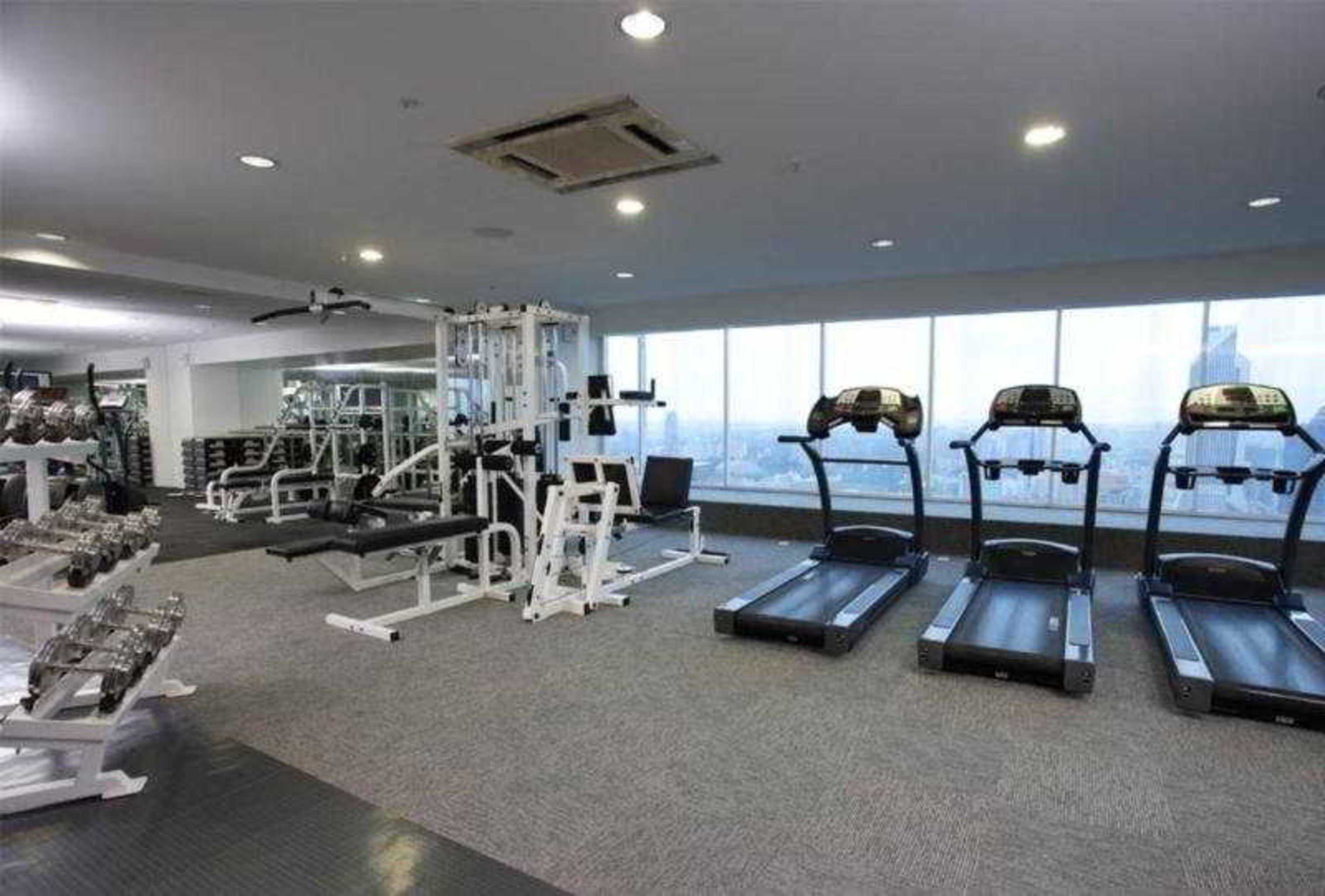 Pacific Regency Hotel Suites Kuala Lumpur Eksteriør bilde The gym at the 10th floor