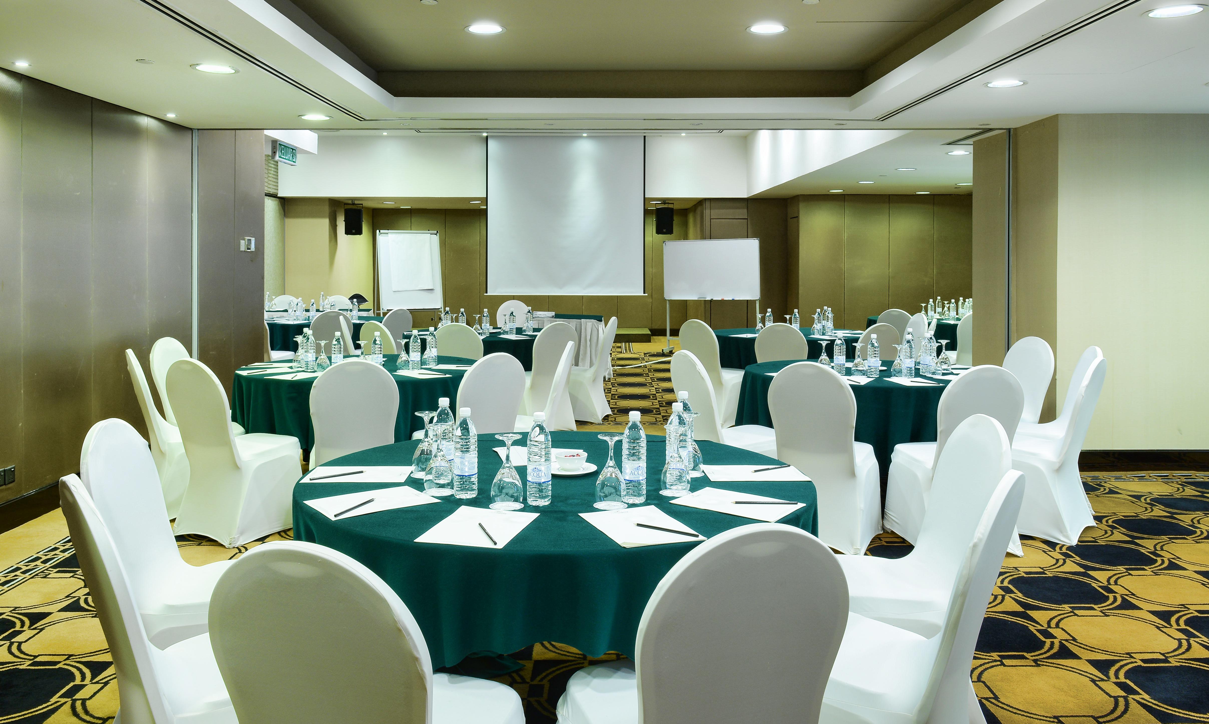 Pacific Regency Hotel Suites Kuala Lumpur Eksteriør bilde Meeting room